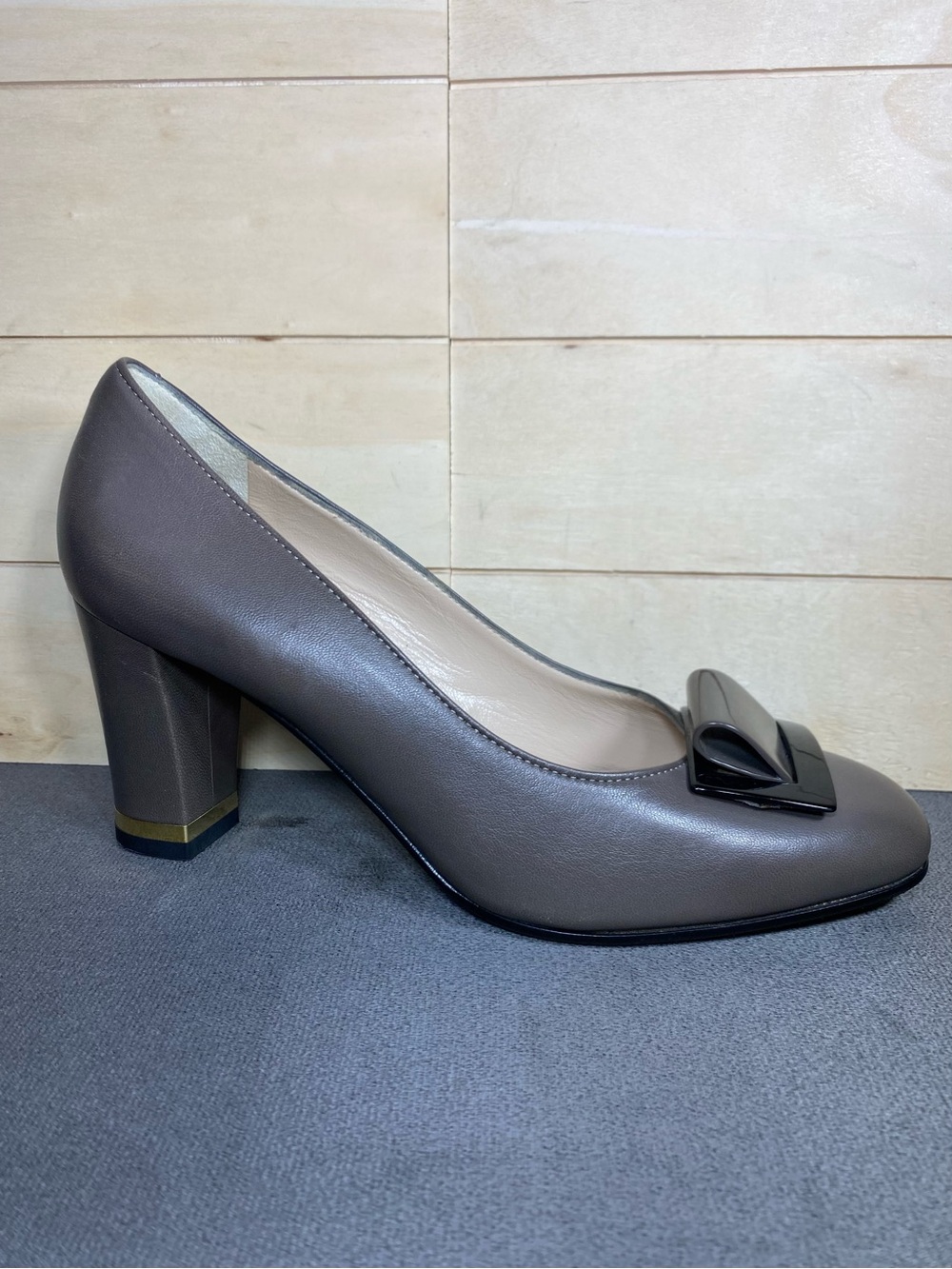 Donna Laura Venezia Pumps Heels Taupe Italian Leather Women's Size 7 Shoes EU37 - Picture 1 of 11
